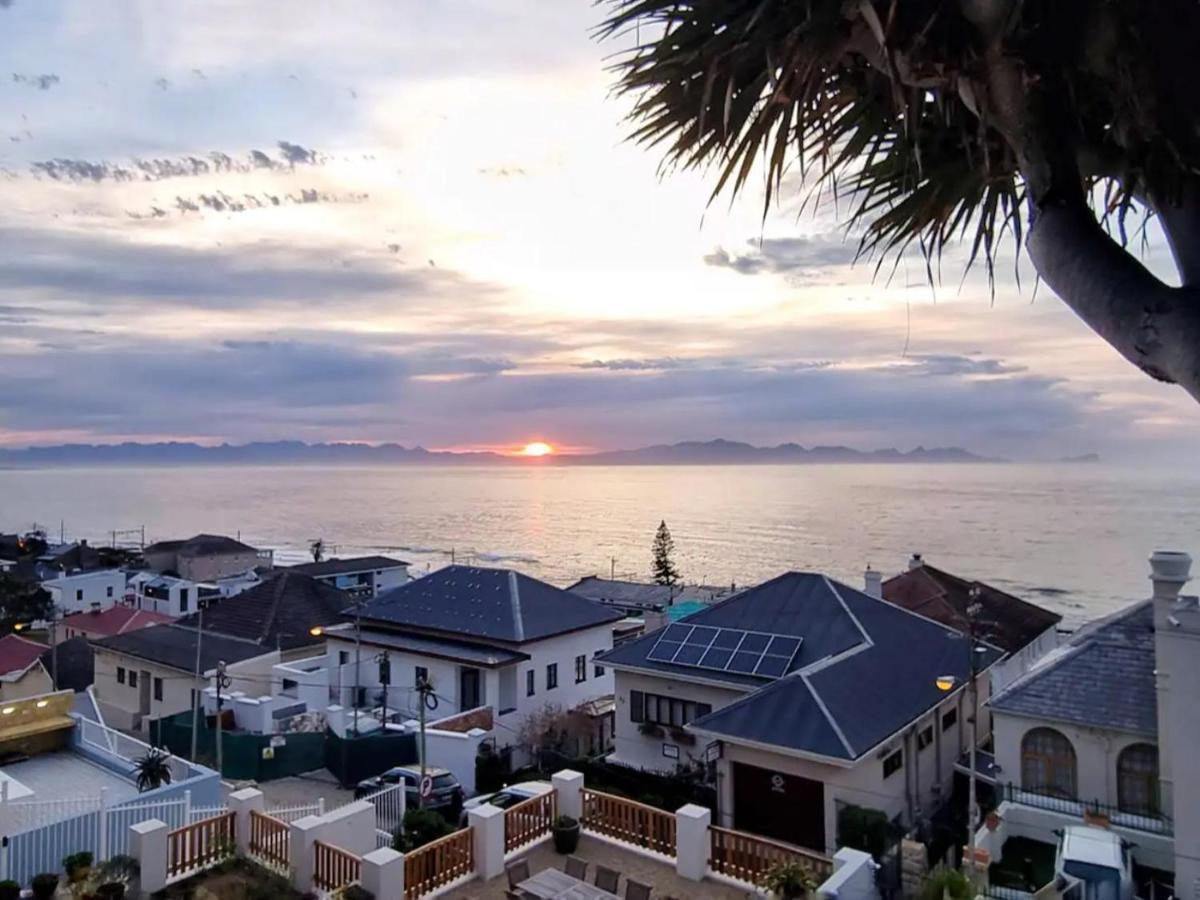 The Dragon Tree Guesthouse Kalk Bay Kültér fotó