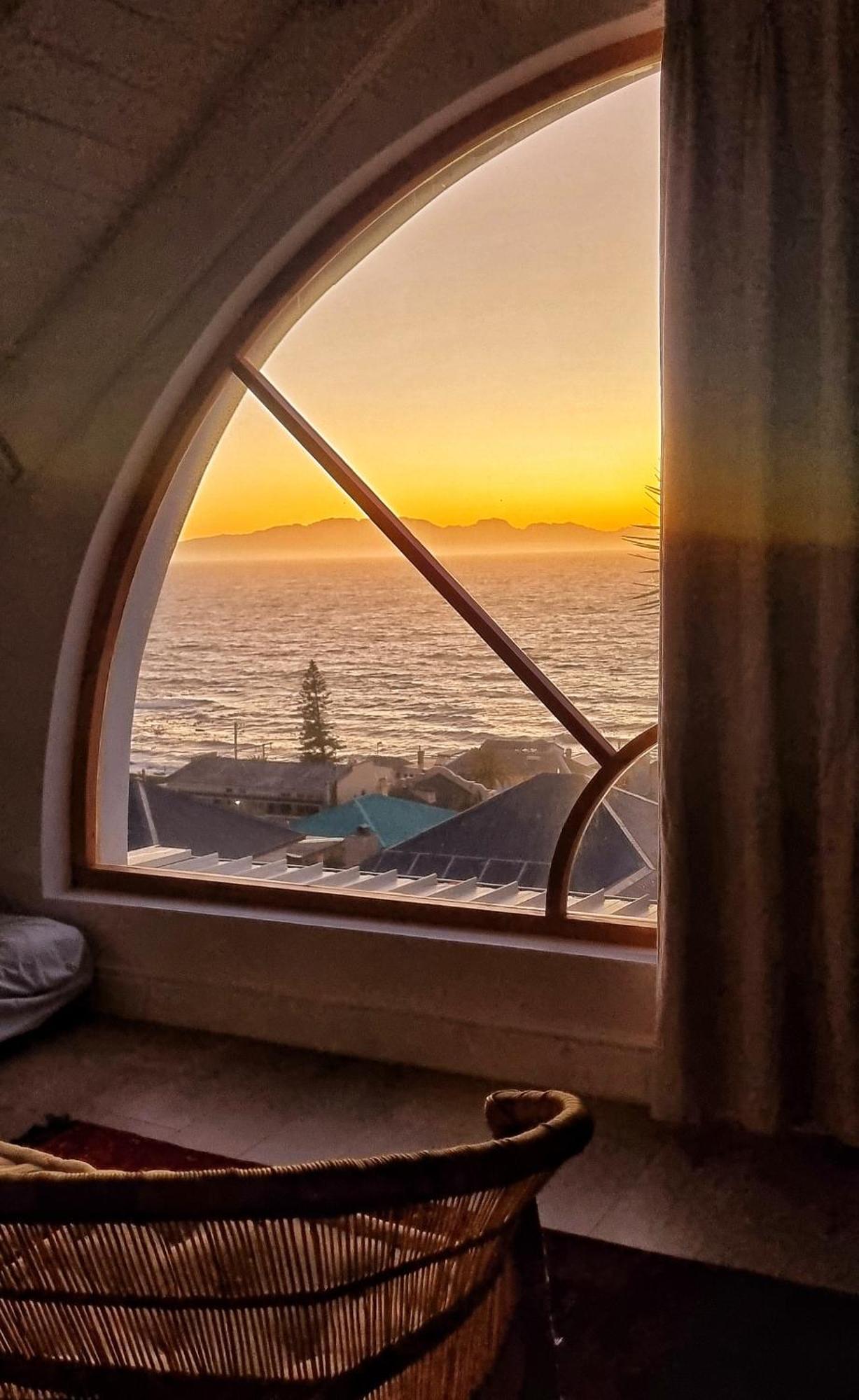 The Dragon Tree Guesthouse Kalk Bay Kültér fotó